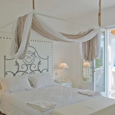 Enrica - Aeolian Charme Hotel