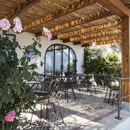 Hotel Enrica - Aeolian Charme 4*