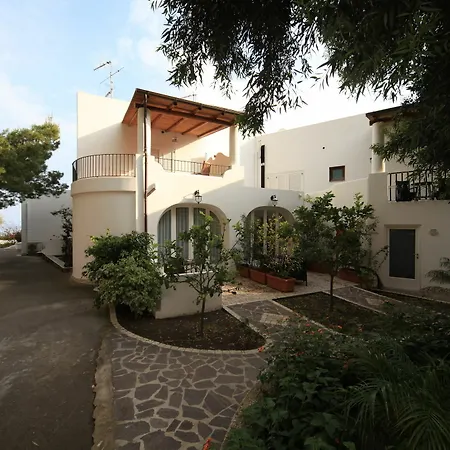 Enrica - Aeolian Charme Hotel 4*