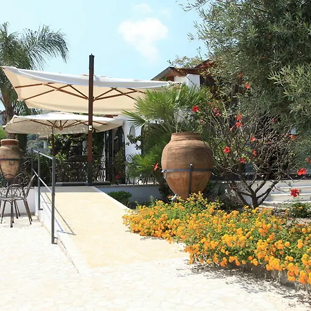 Enrica - Aeolian Charme Hotel 4*