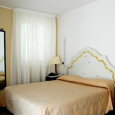 Enrica - Aeolian Charme Hotel